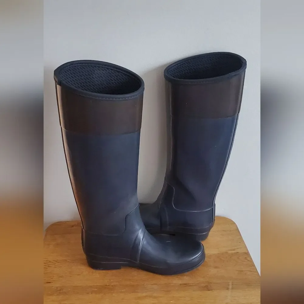 Hunter Regent Carlyle Dark Blue Rain Boots With Brown Accent Size US 9